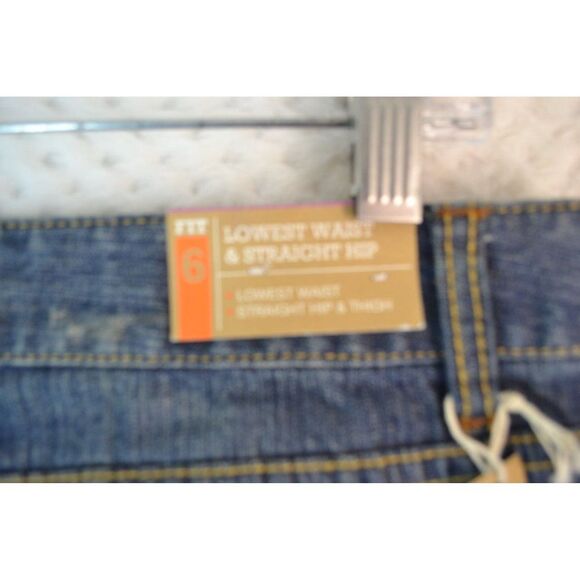 Mossimo Juniors 13 Medium Wash Lowest Waist Straight Hip Stretch Bootcut Jeans - Picture 15 of 16